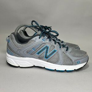 New Balance Women's Size 8 402 Running Shoes